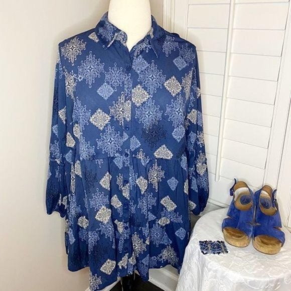 Style & Co. Tops - Style & Co Blue/Cream Button-down Blouse Size 3X